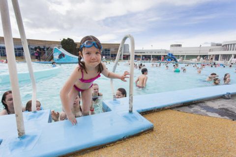 Admission for adults to the city's swimming pools is now 900 ISK (6 Euros)