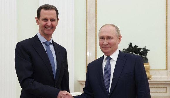 Assad sagður halda sig í Moskvu