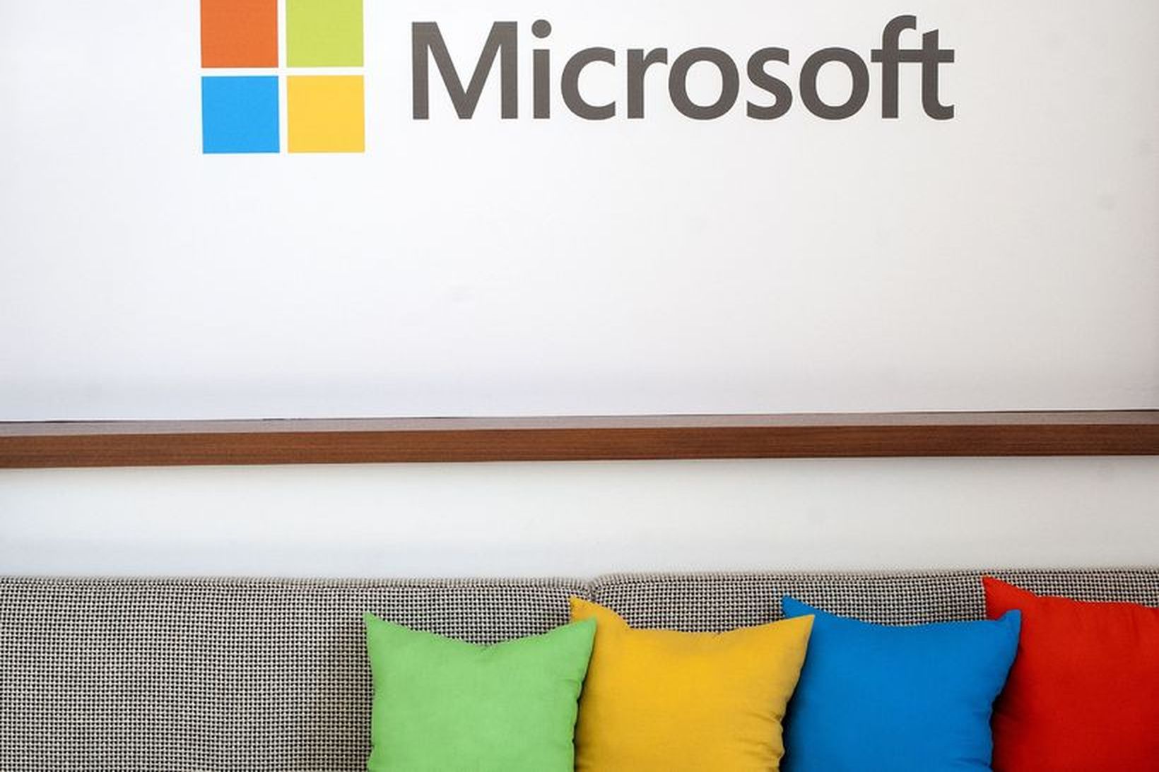 Microsoft er aftur verðmætasta fyrirtæki í heimi.