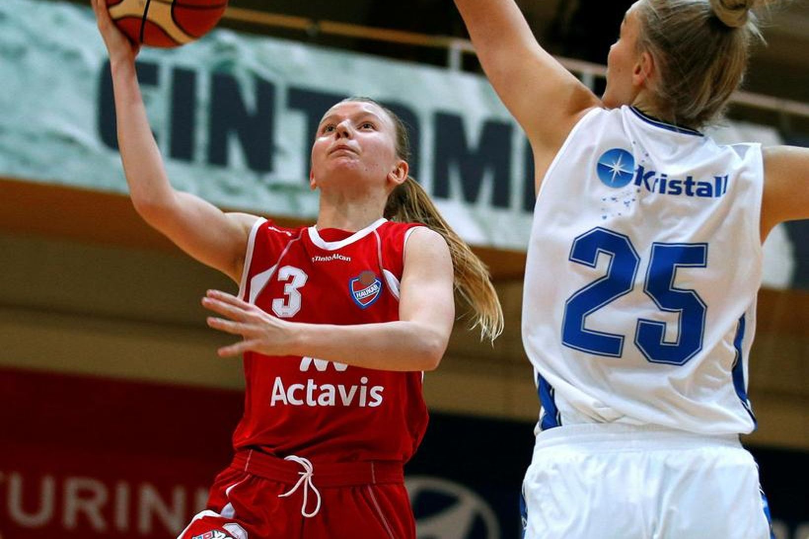 Þóra Kristín Jónsdóttir hefur verið einn af burðarásunum í ungu …