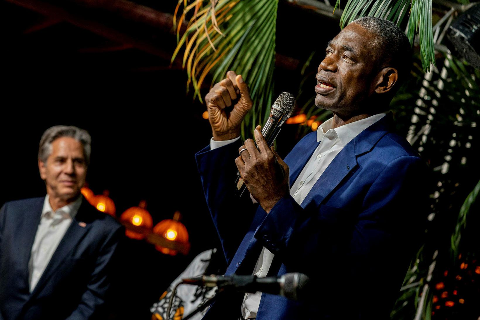 Dikembe Mutombo.