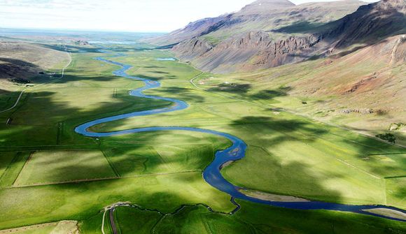 Bjóða í jarðir til að kolefnisjafna