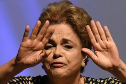 Dilma Rousseff þykir hafa átt erfitt með að ná til fólksins og leika þann pólitíska …