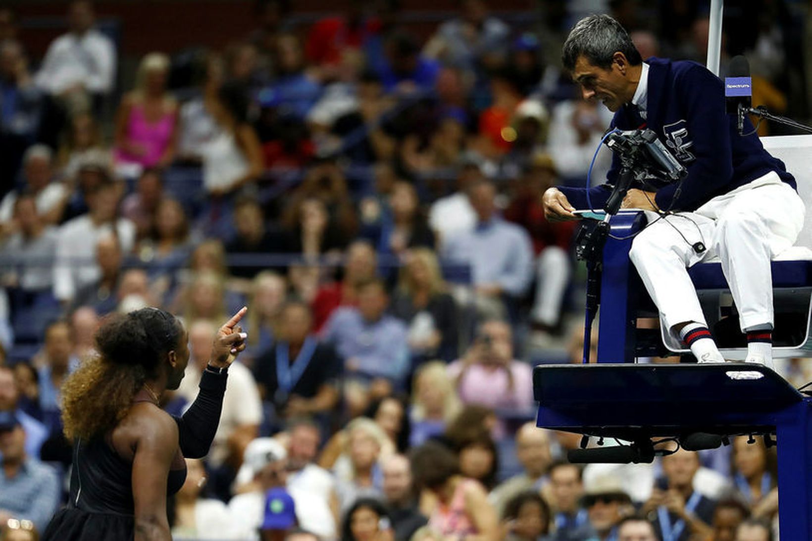 Serena Williams lætur dómarann Carlos Ramos heyra það eftir tapið …