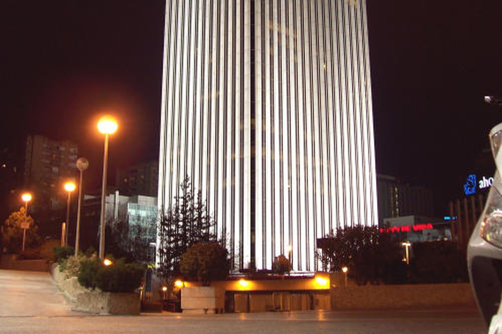 Skýjakljúfurinn Torre Picasso er ein af stærstu byggingum Madridar.