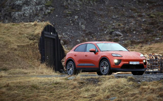 Ekki gleyma að setja í Sport plús þegar aksturs skilyrði leyfa og finna kraftinn í …