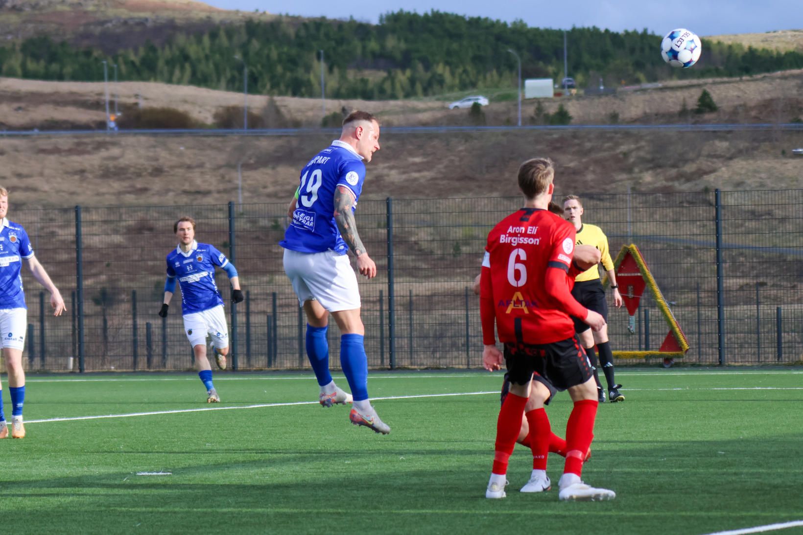 Kennie Chopart kemur Fram yfir með fallegu skallamarki gegn Aftureldingu …
