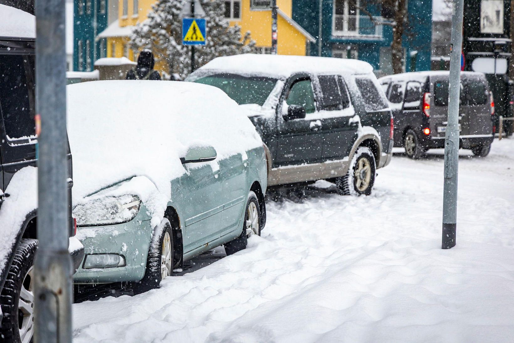 Hálka og þæfingsfærð á höfuðborgarsvæðinu