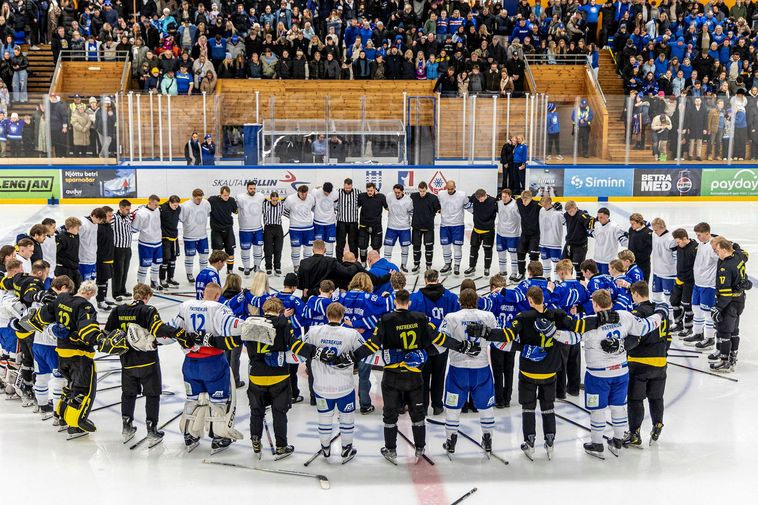 Packed house at a memorial game for Patrekur