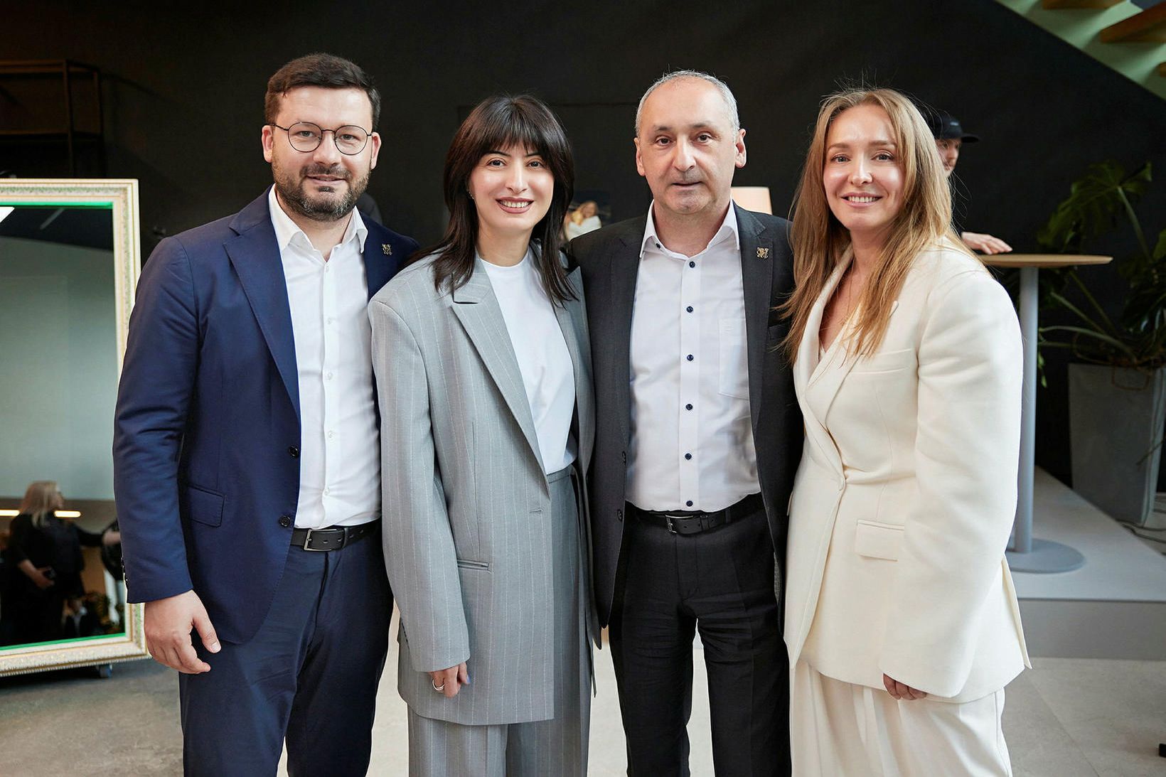 Lykilstjórnendur Bank Lviv. Frá vinstri: Volodymyr Kuzyo, Tamar Tkhelidze, Ashot …
