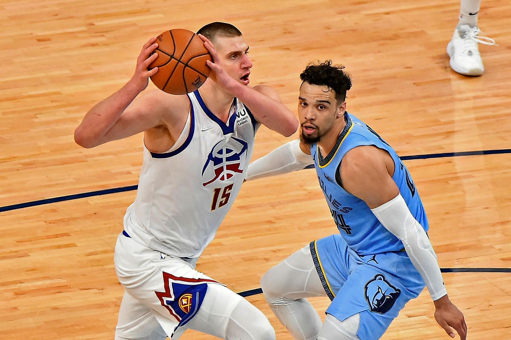 Nikola Jokic reyndist Denver Nuggets mikilvægur í nótt.