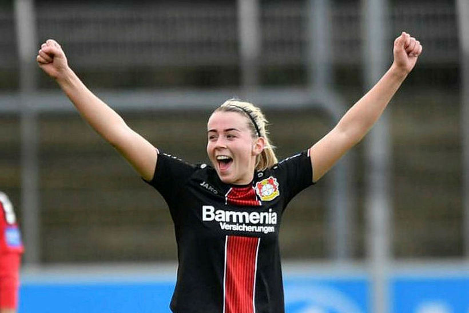 Sandra María Jessen í leik með Leverkusen.