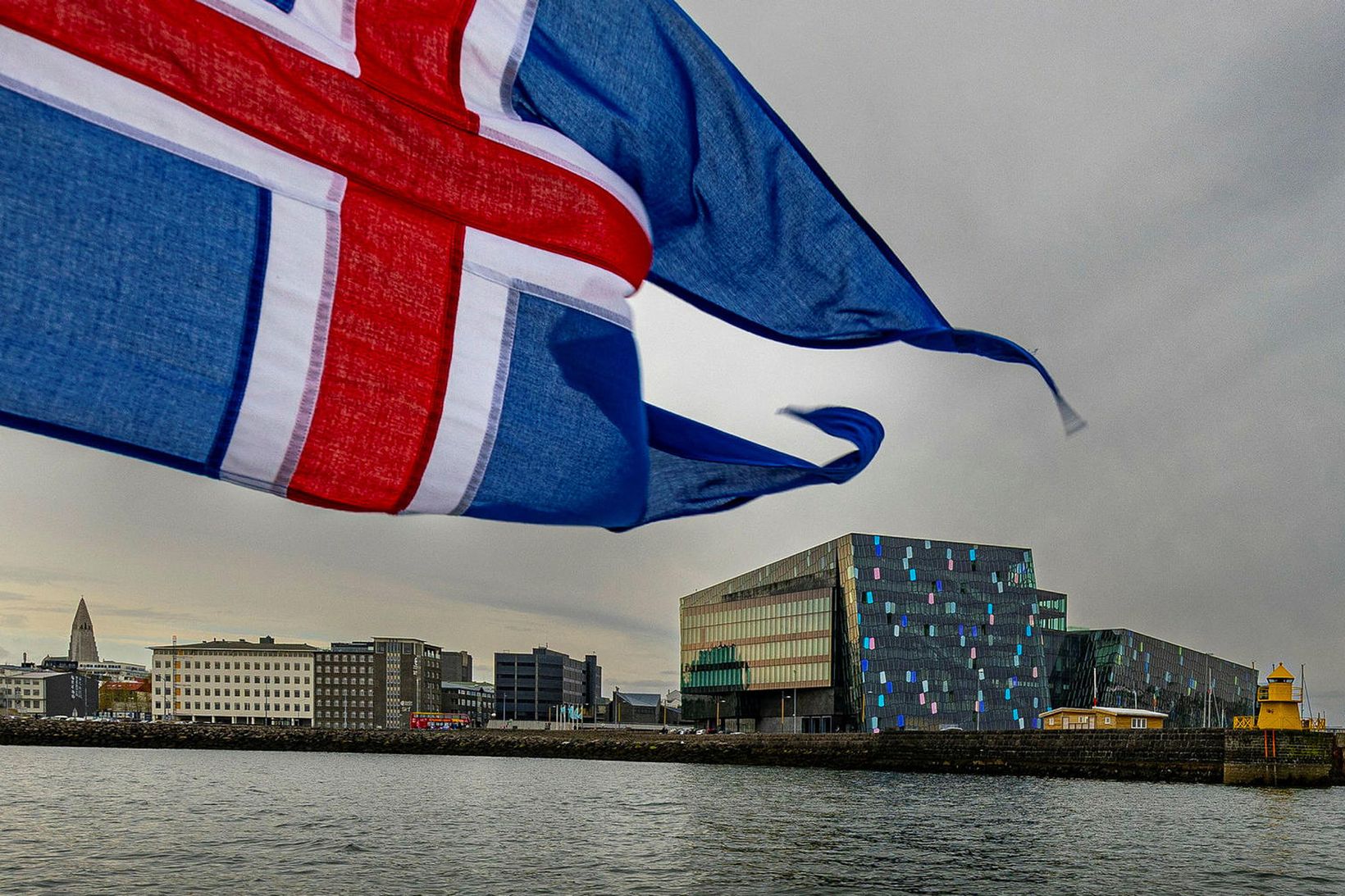 Standa vörð um ímynd Íslands