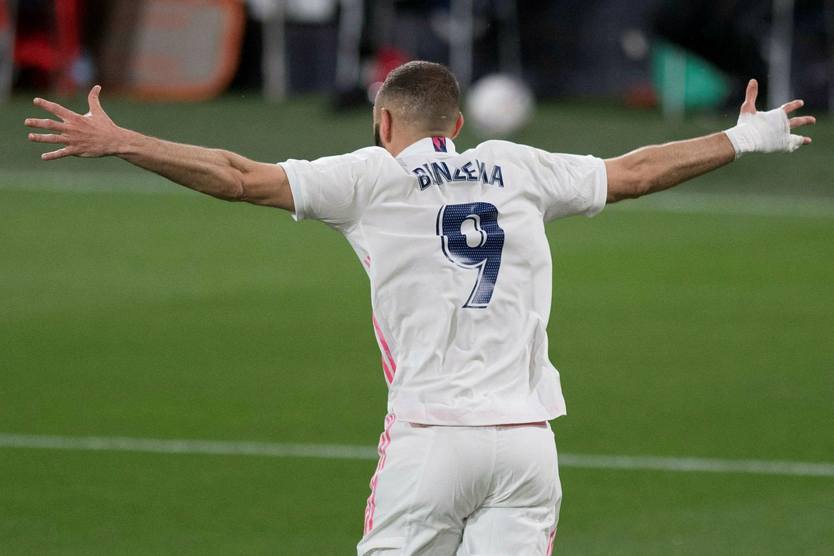 Karim Benzema skoraði tvívegis fyrir Real Madrid.