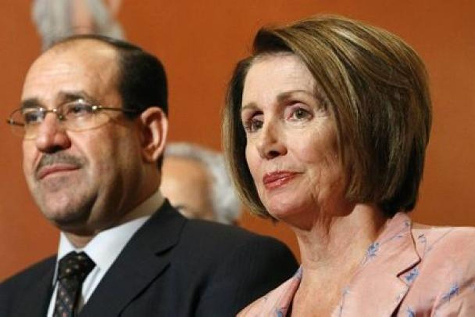 Nuri al-Maliki, forsætisráðherra Írak, ásamt Nancy Pelosi í Washington.