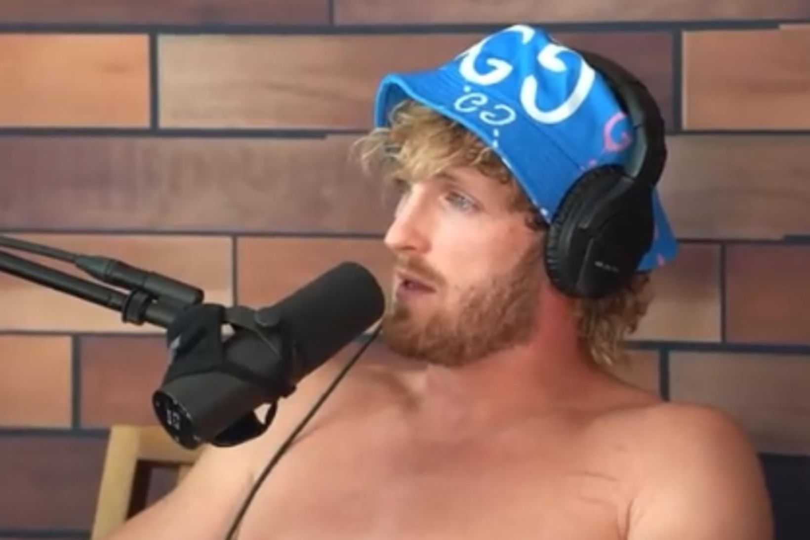 Logan Paul notaðist við Game Boy-leikjatölvur til þess að búa …