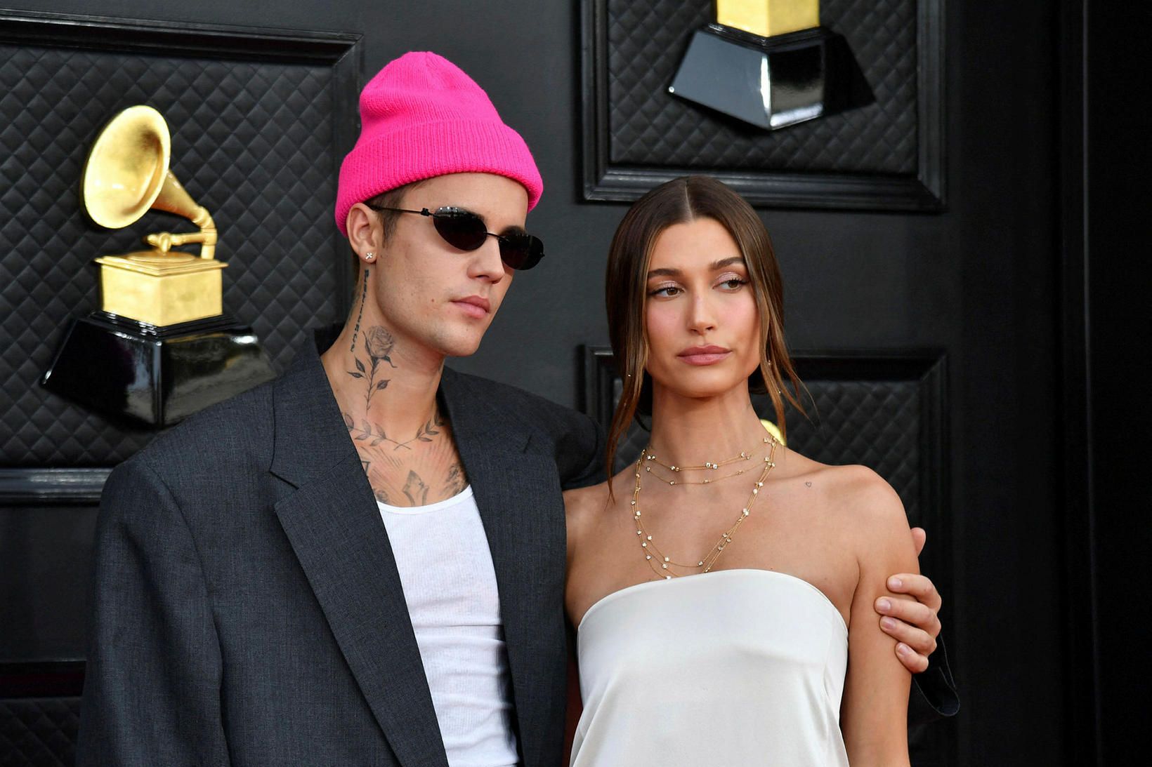 Justin og Hailey Bieber eiga von á sínu fyrsta barni …