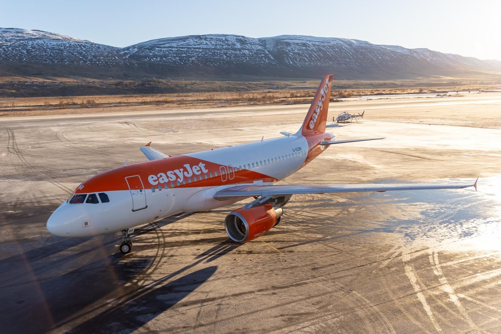 Flugvél frá easyJet.