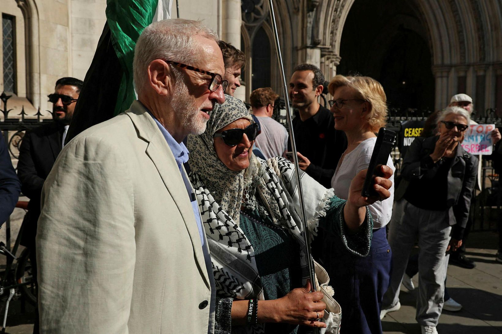 Jeremy Corbyn í miðbæ Lundúna.