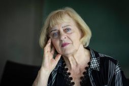 „Ég á sex börn og 17 barnabörn, svo ég hef vanið mig á að skrifa …