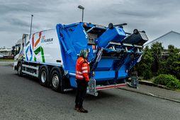 Kubbur að störfum í Kópavogi. Fyrirtækið keypti þrjá nýja bíla í verkefnið sem hófst 1. …