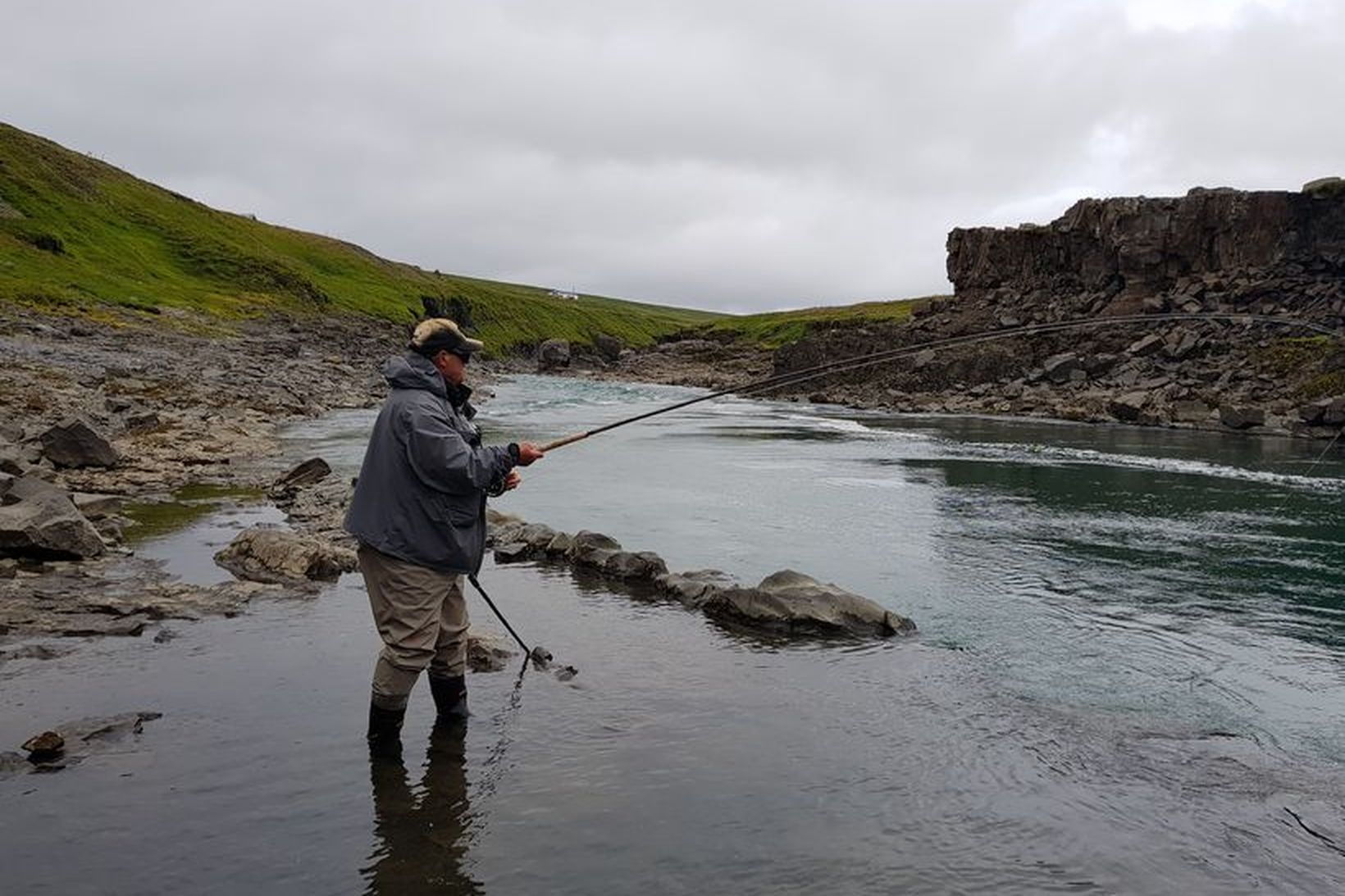 Súddi tekst á við vænan lax á Hólaflúð í Jöklu …