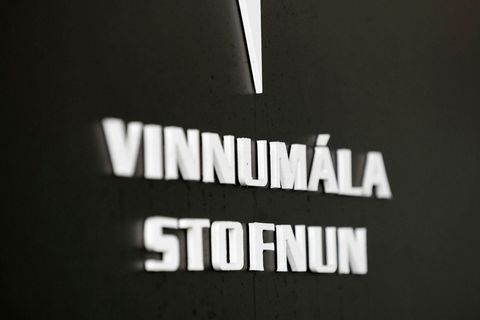 Samtals var 114 sagt upp í hópuppsögnum í síðasta mánuði.