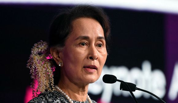 Suu Kyi svipt heiðursverðlaunum