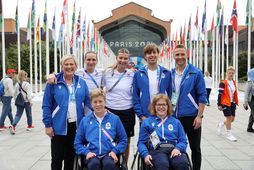 Í ólympíuþorpinu. Efri röð: Halla Tómasdóttir forseti, Róbert Ísak Jónsson, Ingeborg Eide Garðarsdóttir, Már Gunnarsson, …