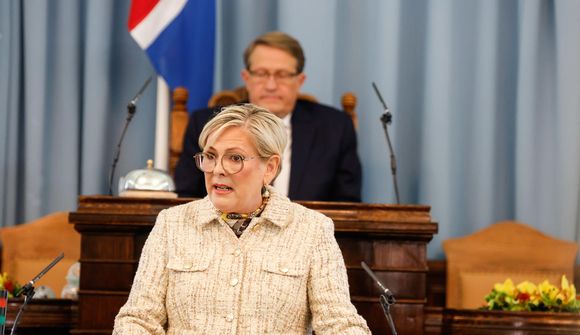 Halla hittir fimm formenn í dag