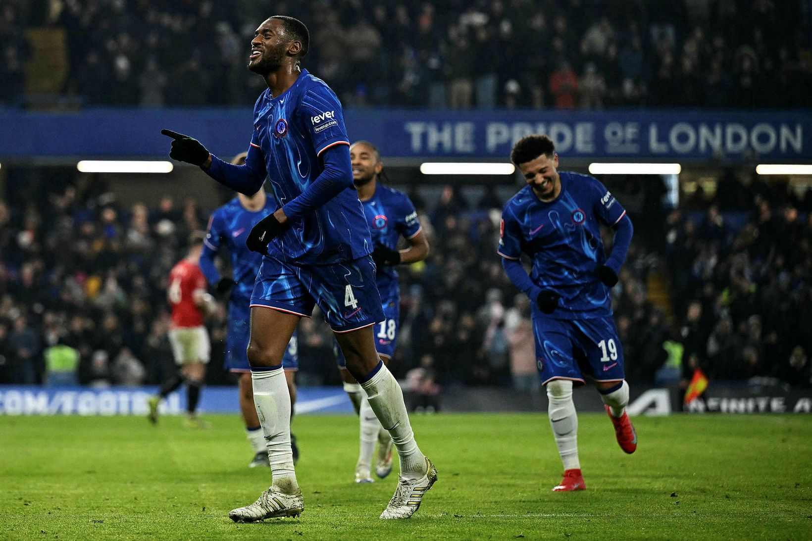 Tosin Adarabioyo skoraði tvö fyrir Chelsea í dag.