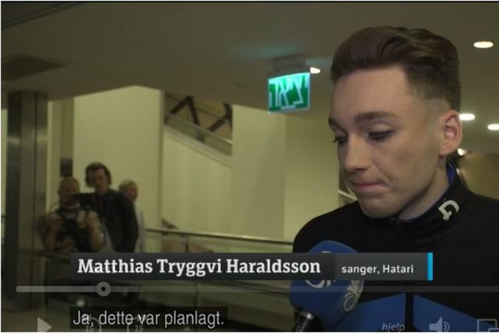 Matthías Tryggvi Haraldsson úr íslensku sveitinni Hatara segir íslenska ríkisútvarpinu …