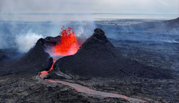 Óvenjuleg þróun: Land heldur áfram að síga