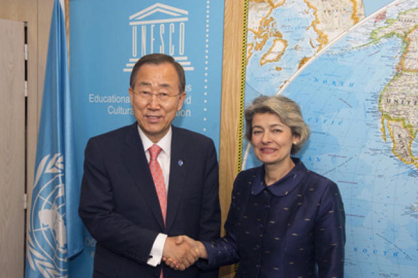 Ban Ki-moon og Irina Bokova.