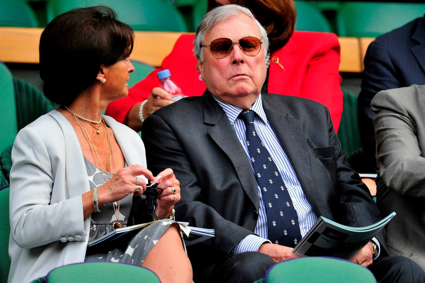 Peter Alliss fylgist með Wimbledon mótinu í tennis árið 2013.