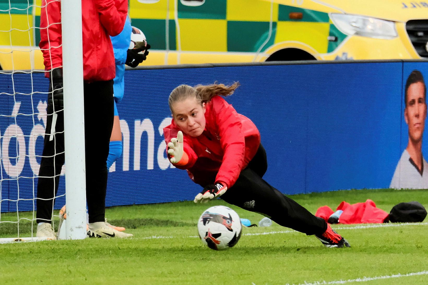 Fanney Inga Birkisdóttir er komin til Svíþjóðar.