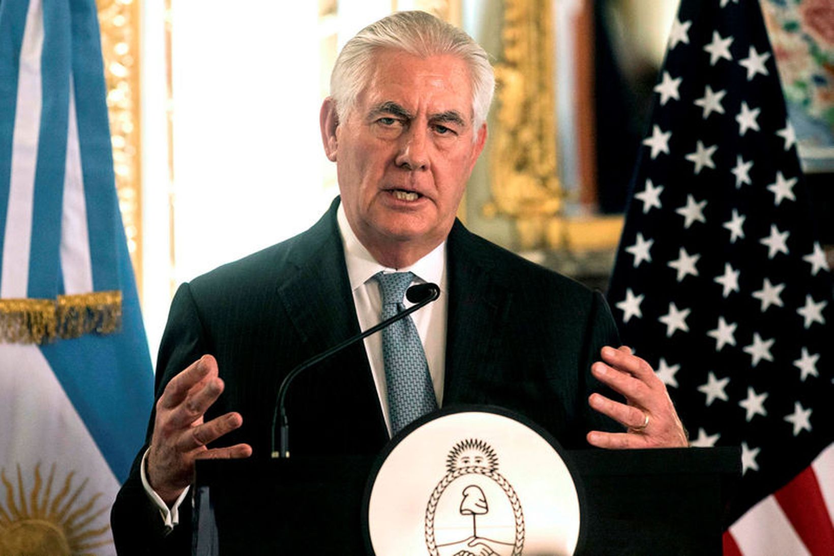 Rex Tillerson á blaðamannafundi í Argentínu í dag.