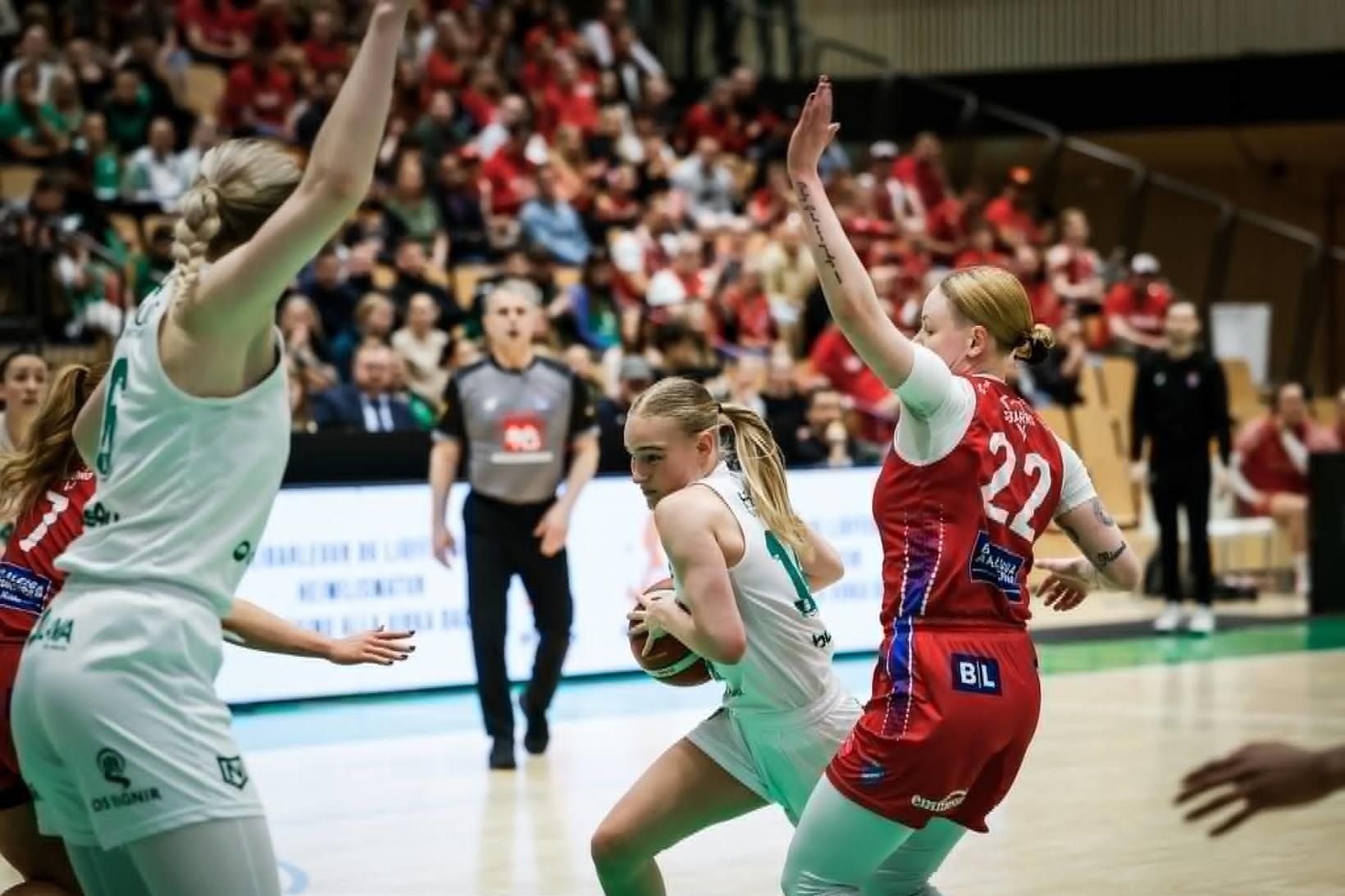 Njarðvík vann aftur í háspennuleik