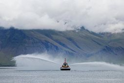Fyrirtækin benda á að með því að veikja fjárfestingargetu sjávarútvegsins sé verið að slá skörð …