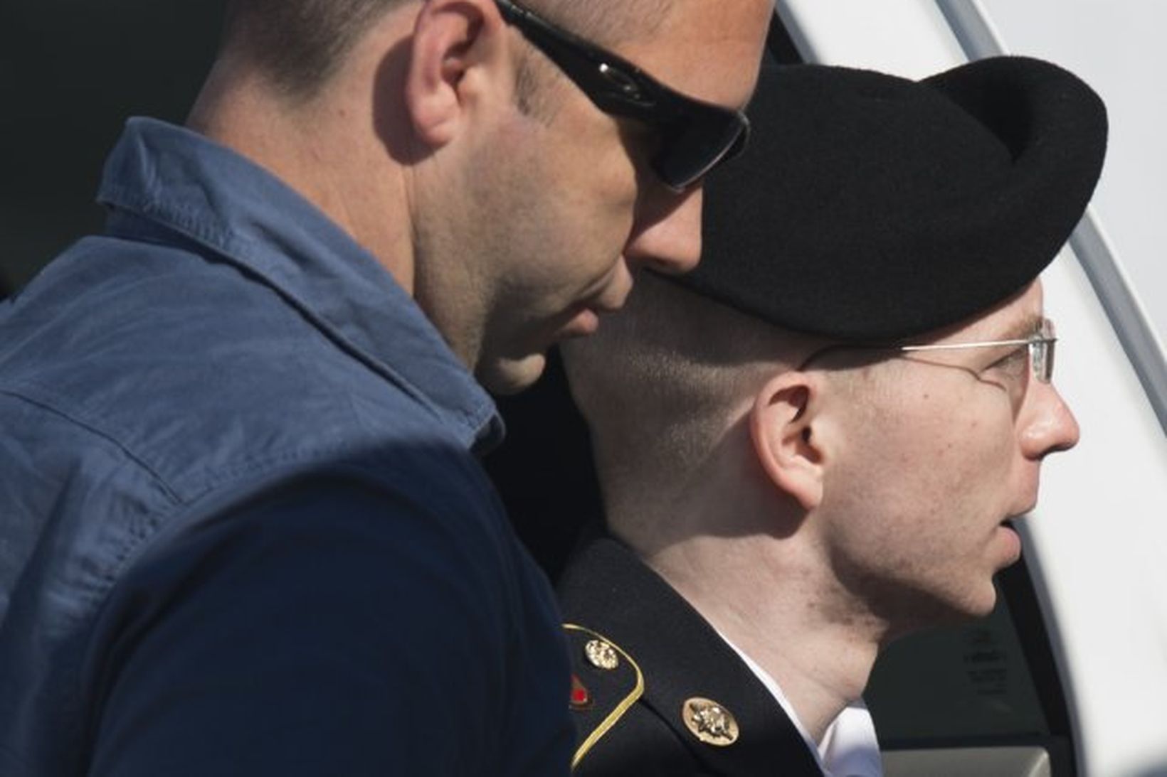 Bradley Manning var dæmdur í 35 ára fangelsi fyrir uppljóstranir …