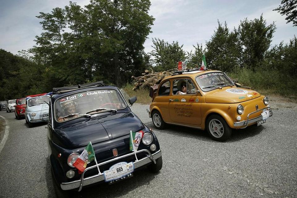 Klúbbur eigenda Fiat 500 á Ítalíu efndi 8. júlí til síns 34. ralls í Garlenda …
