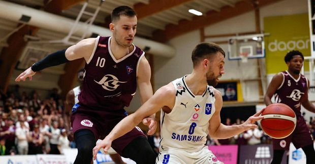 Ægir Þór Steinarsson og Giannis Agravanis í leiknum í Garðabænum.