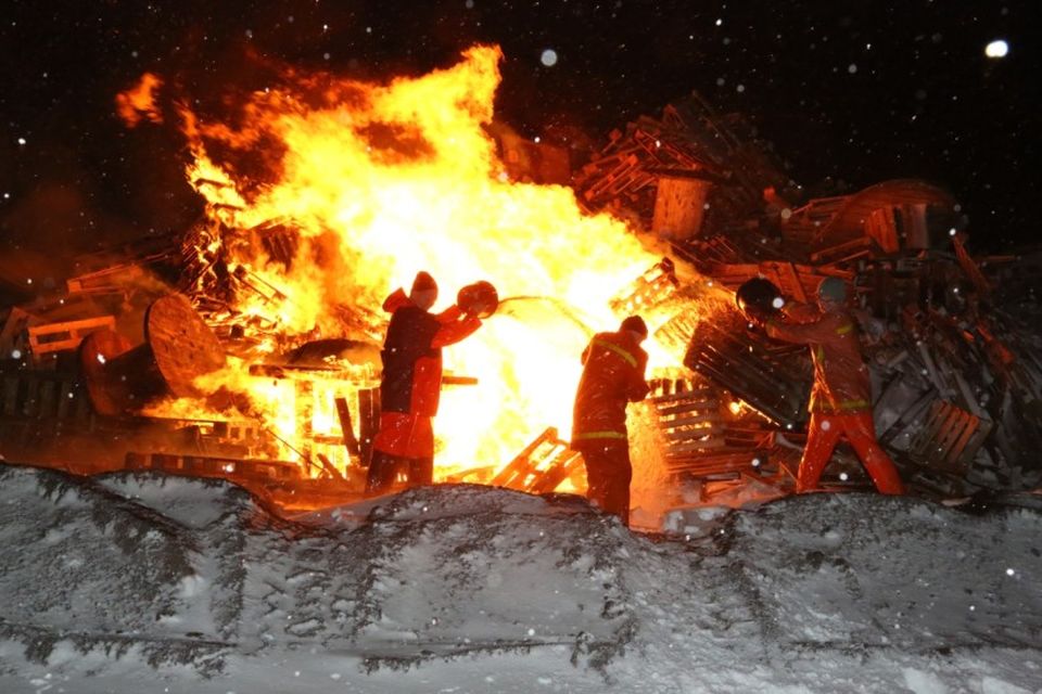 Áramótabrenna á Akureyri