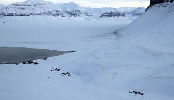 Örplast fellur með snjó á Norðurskautinu