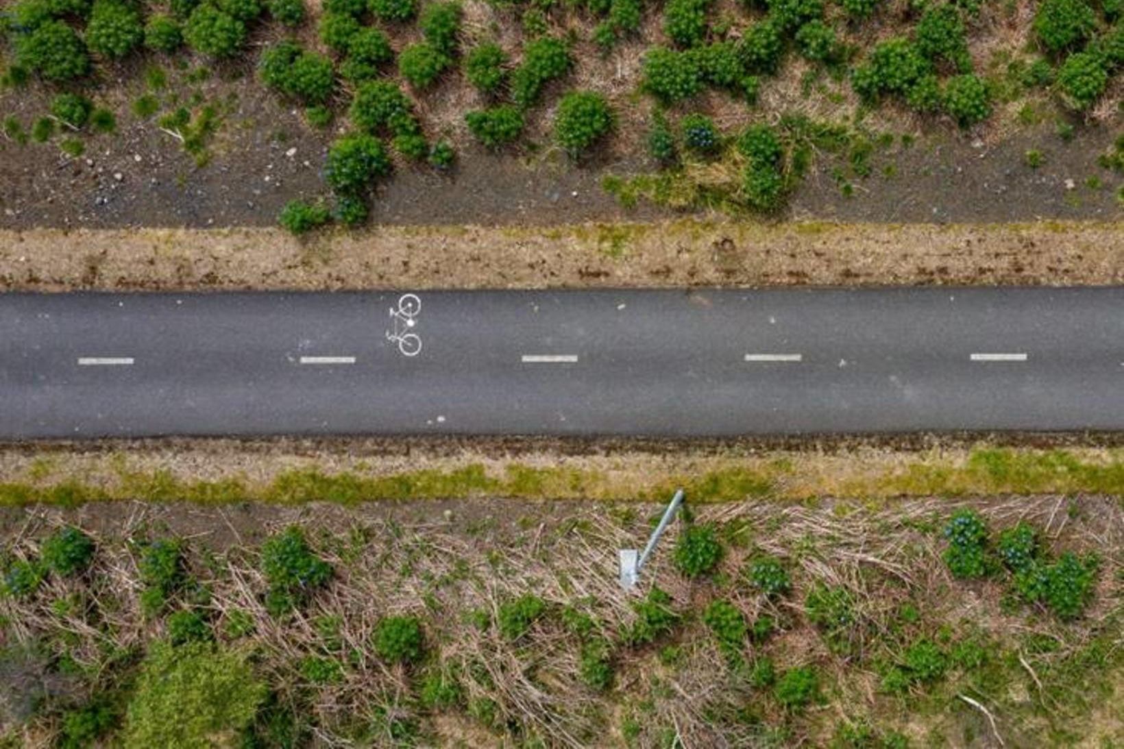 Þegar hafa verið lagðir um 60 km af göngu- og …