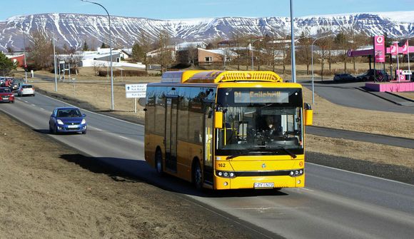 Nýir strætisvagnar á götuna