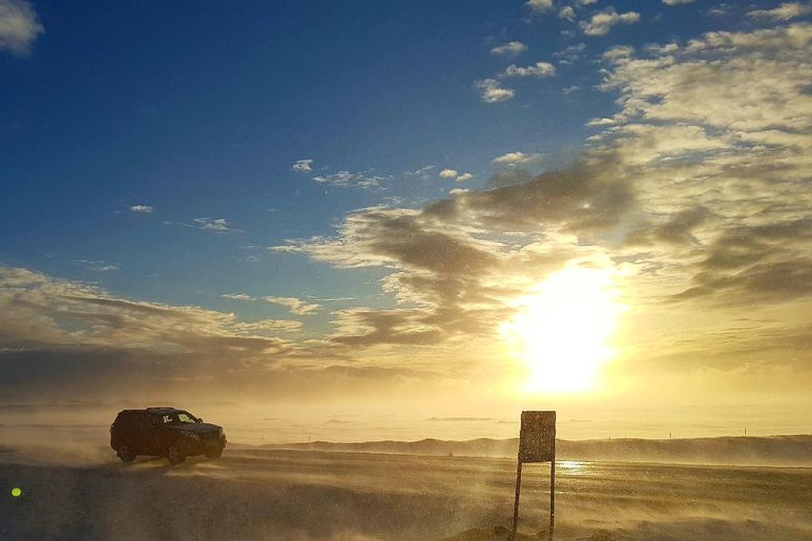 Engar tilkynningar hafa borist um snjóflóð.