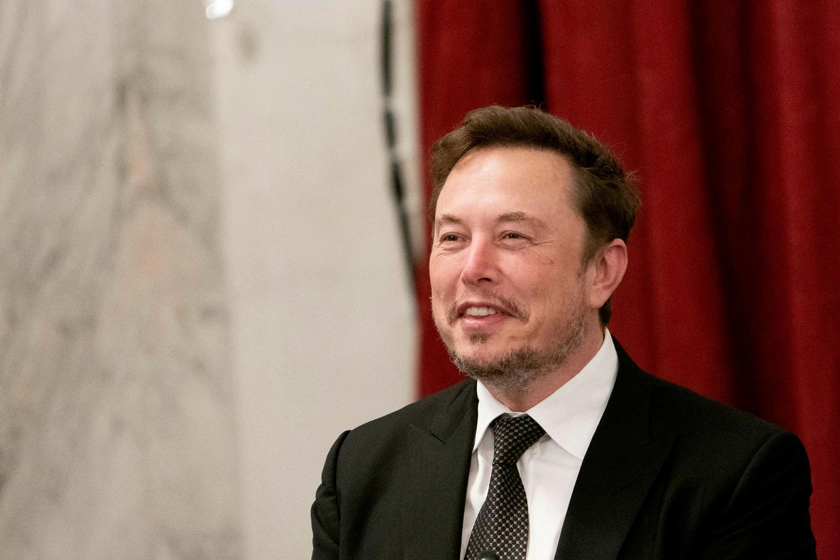 Elon Musk, stjórnarformaður Tesla og forstjóri SpaceX, hefur stefnt OpenAI …