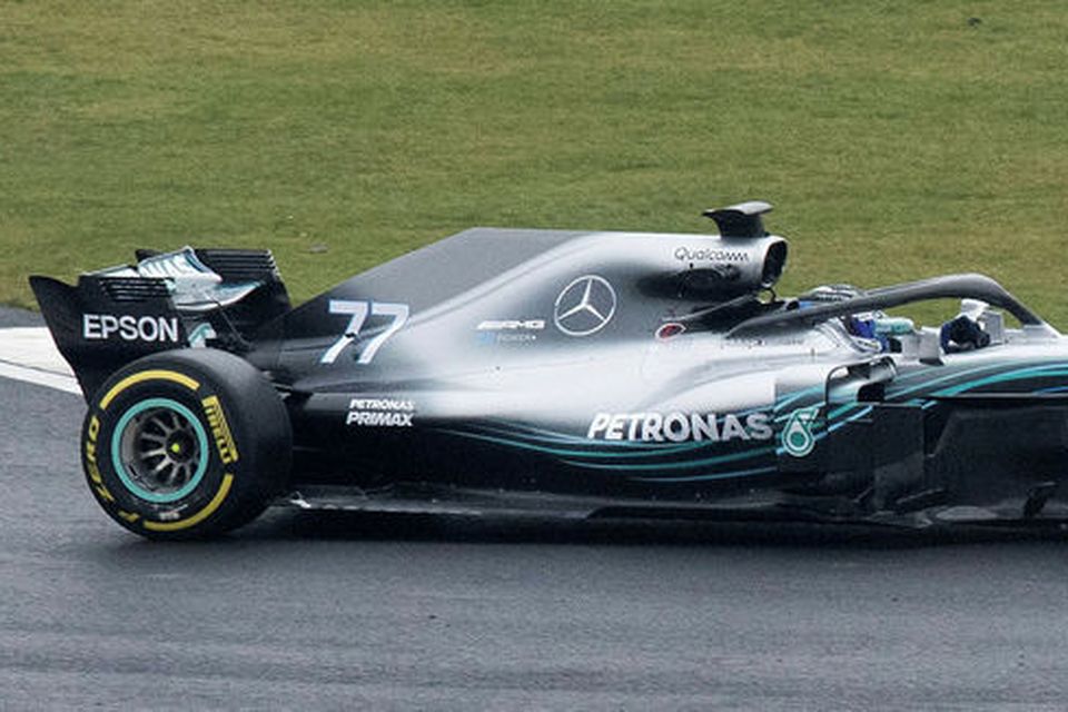 Valtteri Bottas frumekur 2018-bíl Mercedes í Silverstone.
