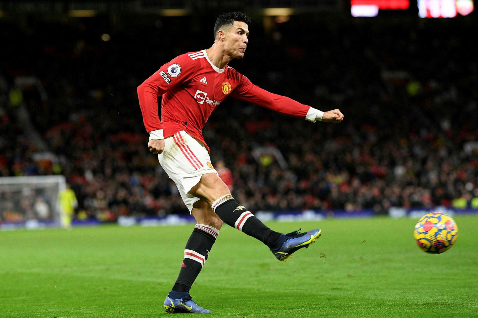 Cristiano Ronaldo ger ekki sáttur með gengi Manchester United á …